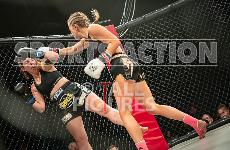 BOUT-6- Georgina Noel v Georgia Blumsom-49 - BOUT-6: Georgina Noel v Georgia Blumsom