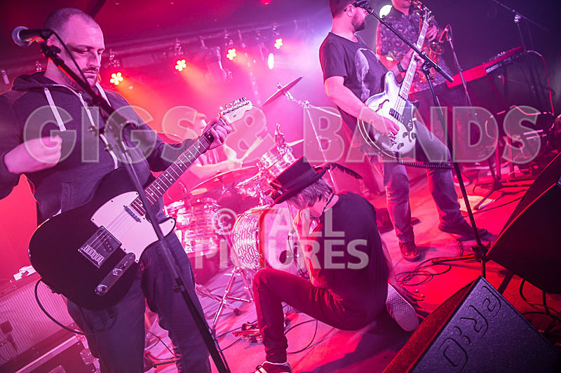 Thee Jenerators-510 - THEE JENERATORS