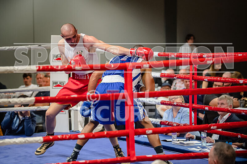 BOUT 9_Cameron Hards v Mark Pitt-2 - BOUT 9_Cameron Hards v Mark Pitt