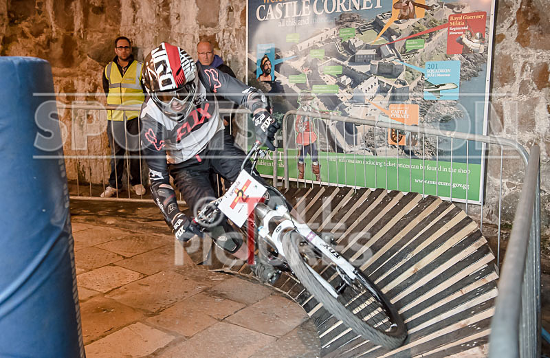 Conquer the Castle_2016-97 - CONQUER THE CASTLE 2016