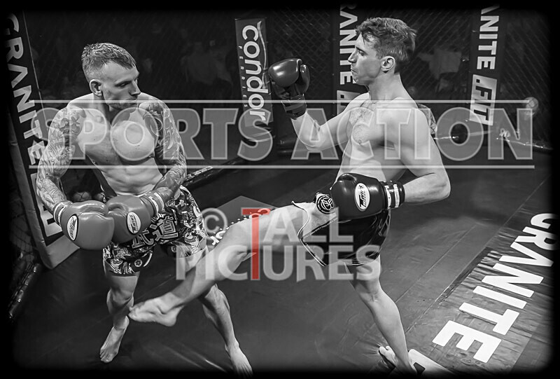 BOUT- 10 - Johan Pols v Ralph Pickering-8 - BOUT 10 - Johan Pols v Ralph Pickering