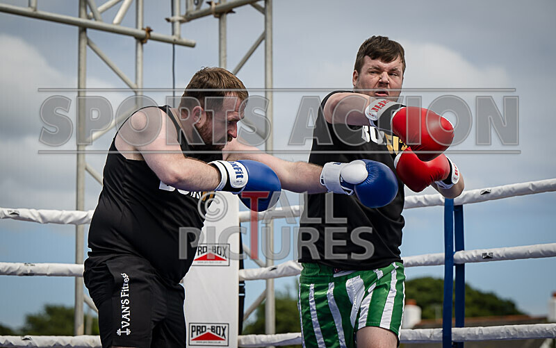 BOUT 1- Iron Mike Carre v Martin in Need of Help-36 - BOUT 1- 'Iron' Mike Carre v Martin 'in Need of' Help