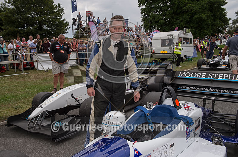 Guernsey National_2015_CAR-103 - GUERNSEY NATIONAL 2015 - CARS