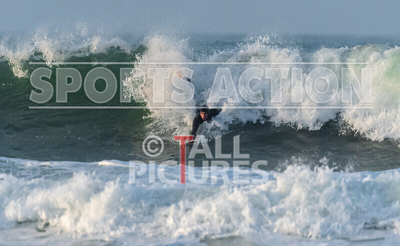 Surfing_New Years Eve 2021-120 - NEW YEARS EVE SURFING 2021