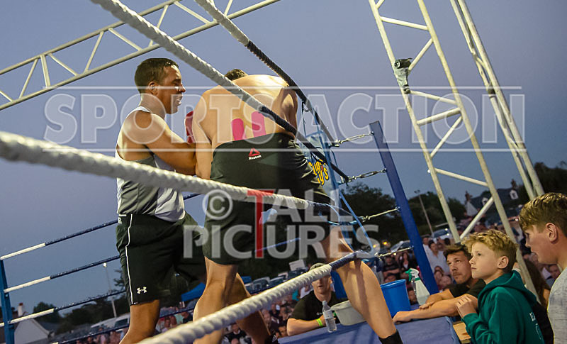 BOUT-16- AndyBang Bang Bailey v James Lets Brawl Lesbirel-6 - BOUT-16 Andy'Bang Bang' Bailey v James 'Lets Brawl' Lesbirel