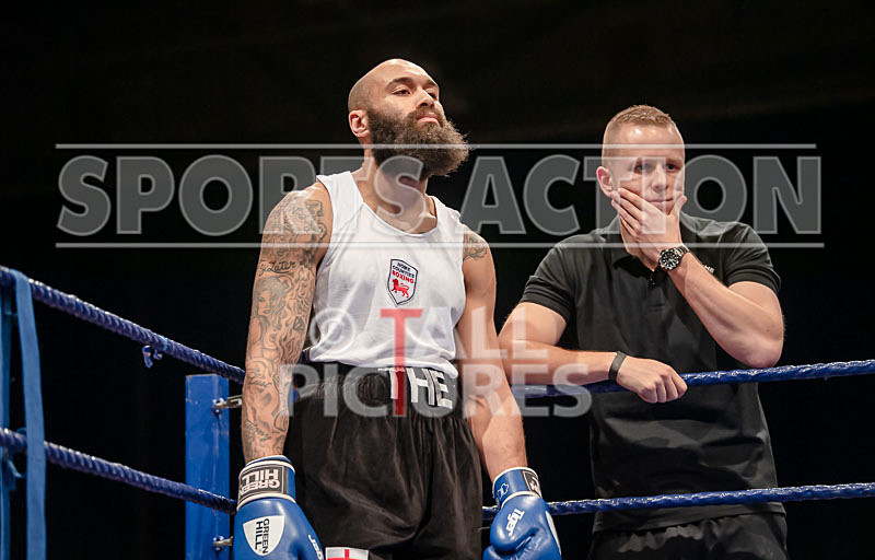 BOUT-13 - Oblie Botchway v Lewis Oakford-1 - BOUT-13 - Oblie Botchway v Lewis Oakford