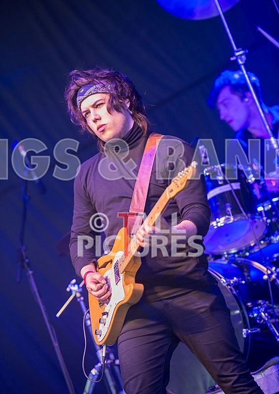 Raising Maisie-23 - RAISING MAISIE