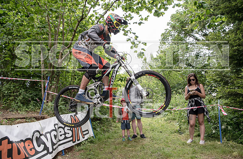 MTB Downhill_05-06-2016-114 - DOWNHILL SERIES 2016_ROUND-4