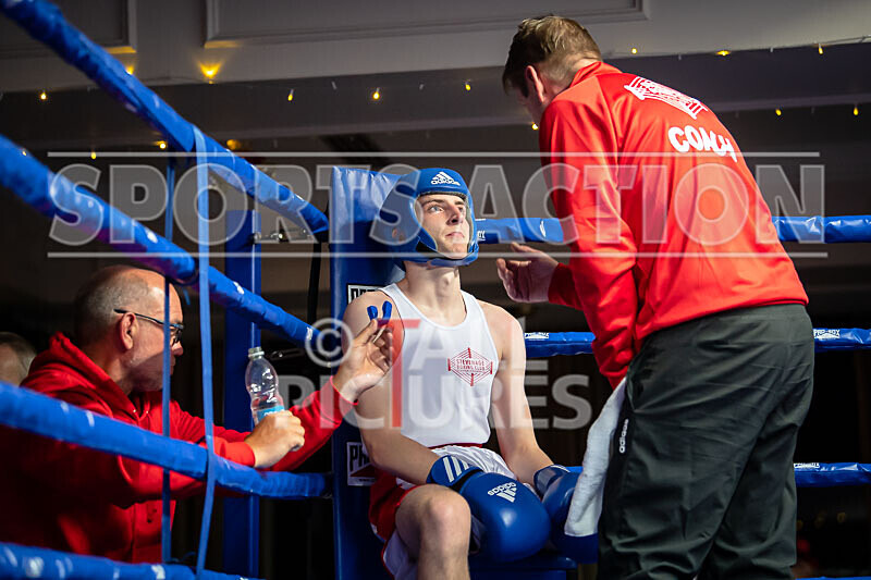 BOUT 4_Ross Vinning v Henry Wells-30 - BOUT 4_Ross Vinning v Henry Wells