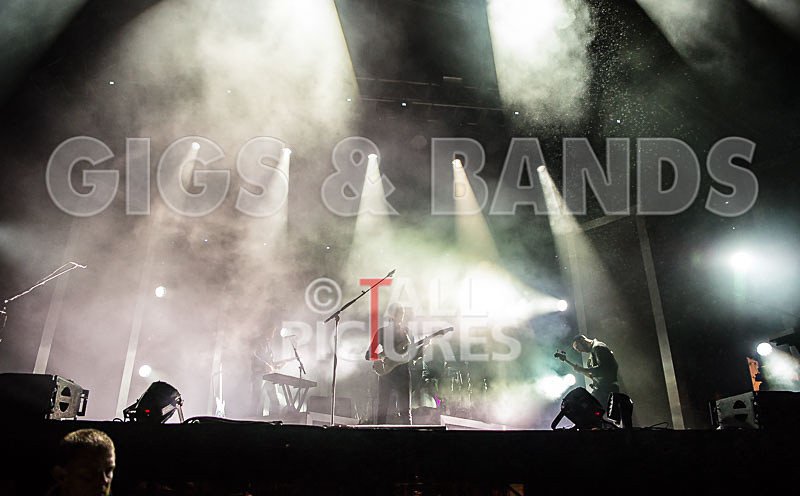 Two Door Cinema Club-13 - TWO DOOR CINEMA CLUB