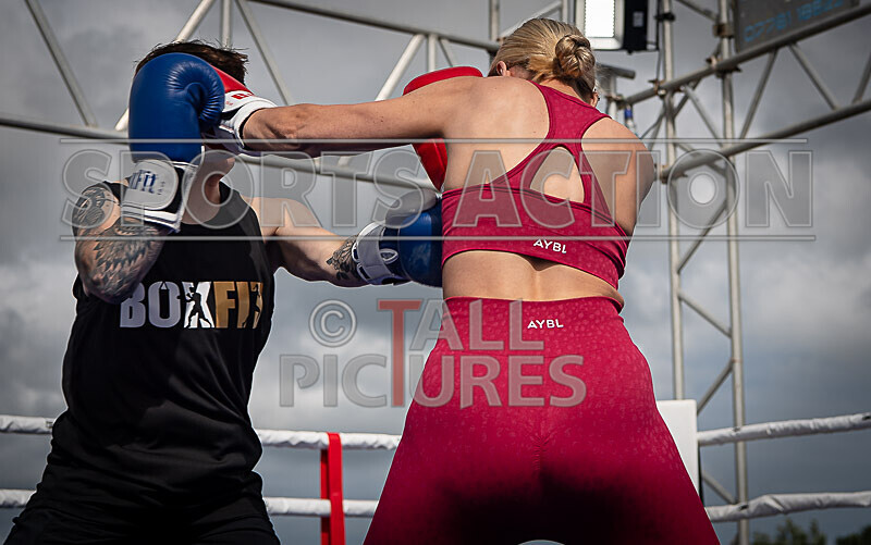 BOUT 5- Leonie Chardonnay Pike v Ellie Rocky Robinson-11 - BOUT 5- Leonie 'Chardonnay' Pike v Ellie 'Rocky' Robinson