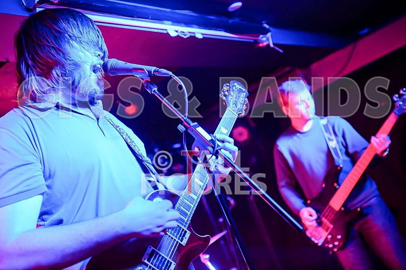 The Deadbeats-64 - THE DEADBEATS