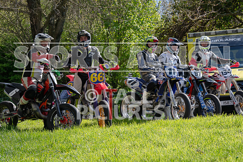 GMCCC Hill Climb_18-04-2022_The Pits-50 - AROUND THE PITS......