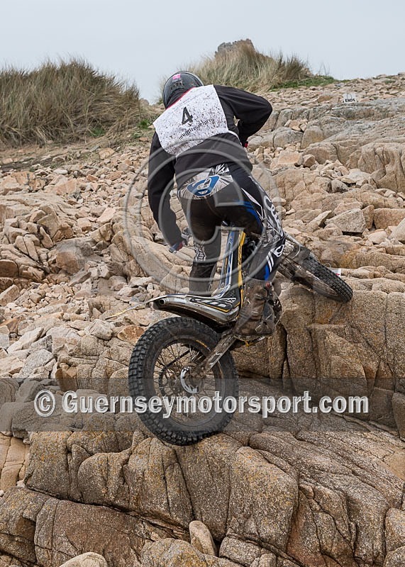 2-Day Trials_2013-74 - 2-DAY TRIALS - 2013