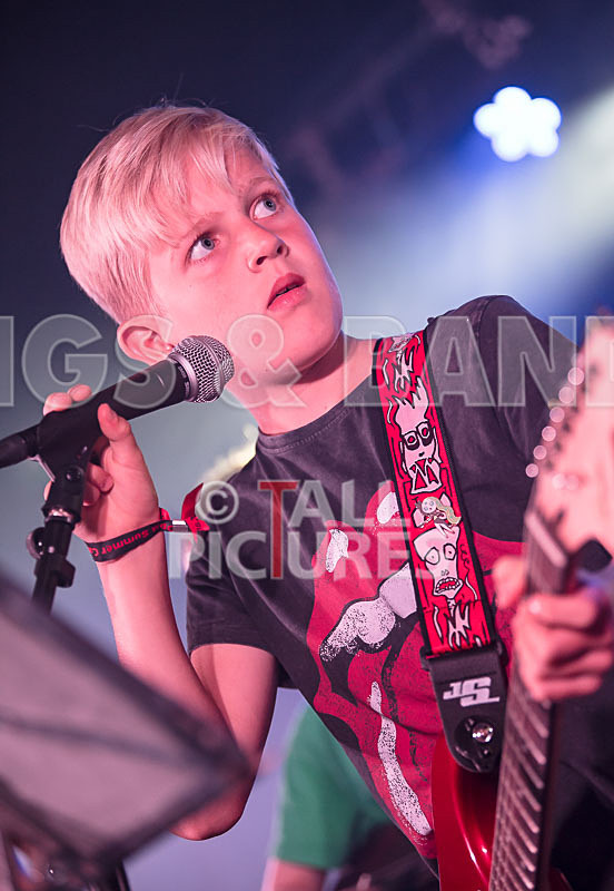 Clash of the Bloosers-18 - CLASH OF THE BLOOSERS