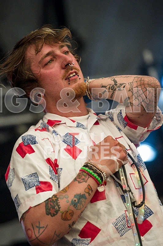 CoffeeShopKnifeFight-26 - COFFEESHOPKNIFEFIGHT