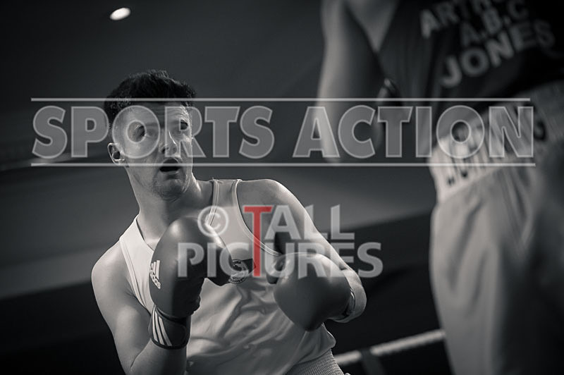 Bout 10_Chris Summer v Joe Jones-13 - BOUT 10_Chris Summer v Joe Jones