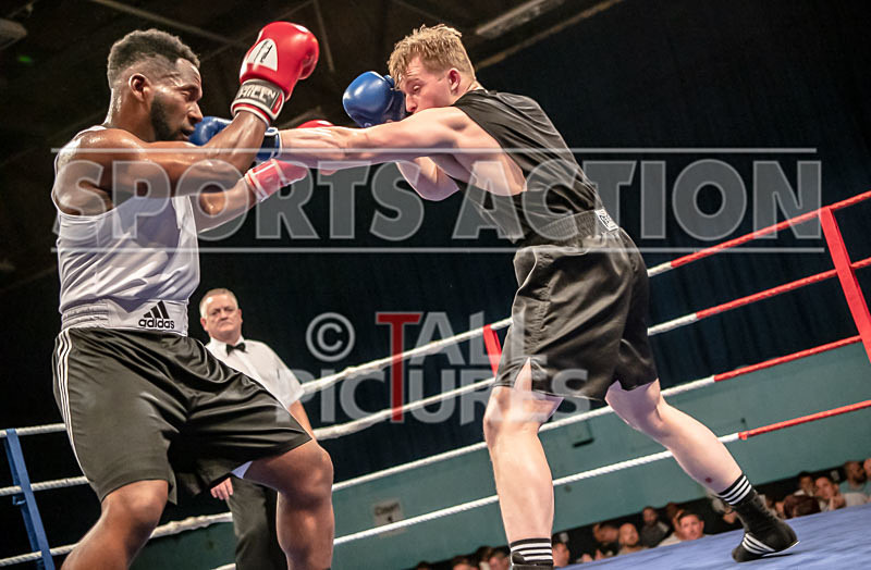 BOUT-10_Obile Botchway v Miles Horn-13 - BOUT-10_Obile Botchway v Miles Horn