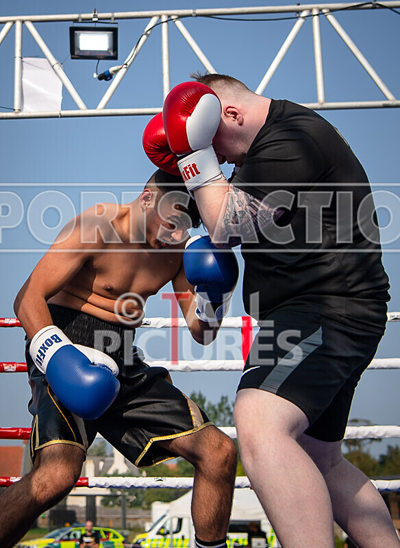 BOUT 6 - Tony -Foxey- Fox v Tyler -the Lion- Quintels-10 - BOUT 6 - Tony 'Foxey' Fox v Tyler 'the Lion' Quintels