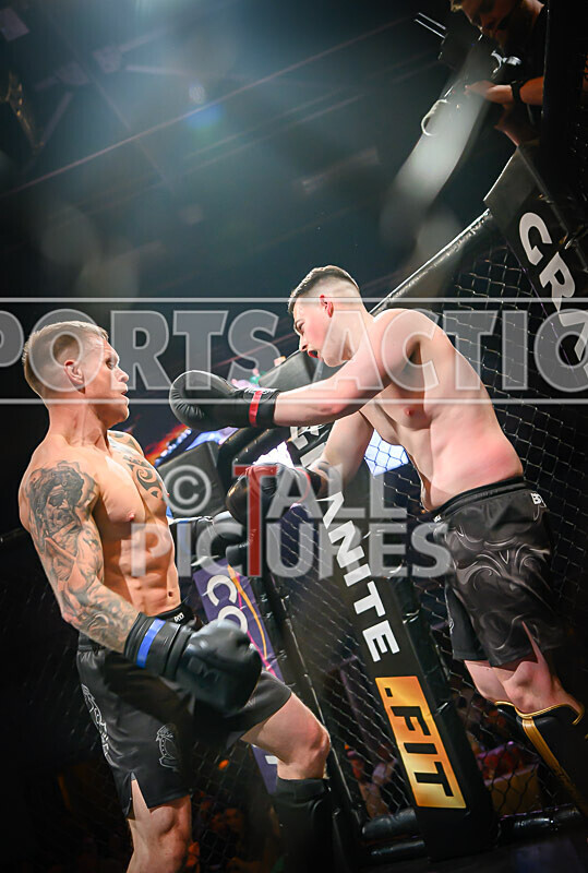 BOUT- 4 - Clayton Taylor v Alex Atkinson-10 - BOUT 4 - Clayton Taylor v Alex Atkinson