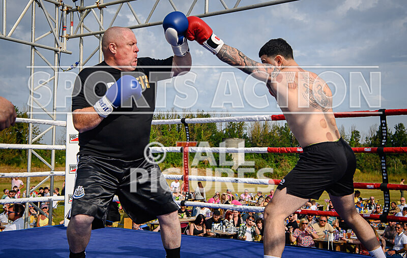 BOUT 6 - Keith the Terror of Tyneside v Sisco El Diablo Freitas-21 - BOUT 6 - Keith 'the Terror of Tyneside' v Sisco 'El Diablo' Freitas