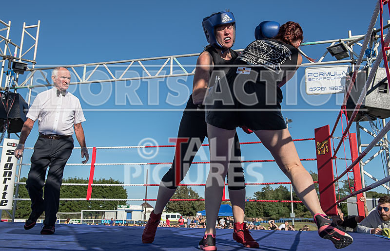 Open Air Boxing_2015_Bout-1-22 - BOUT-1