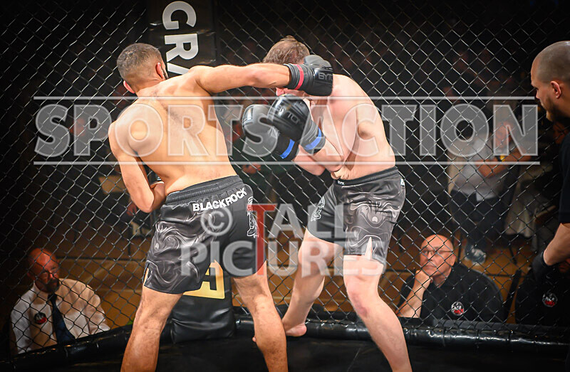 BOUT- 2 - Dom Boyce v Dom Simon-34 - BOUT 2 - Dom Boyce v Dom Simon