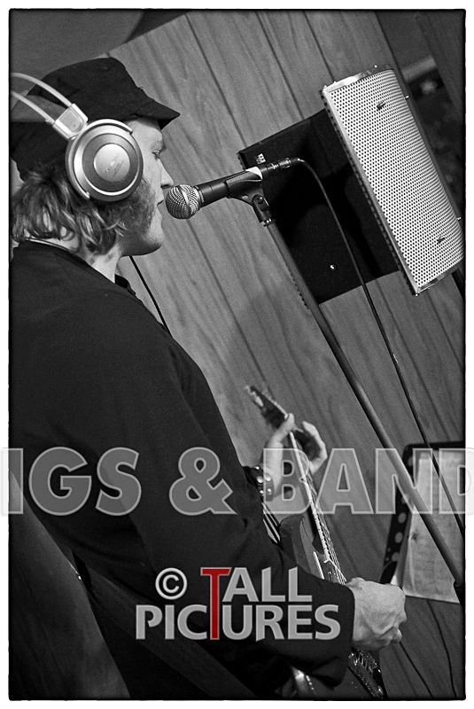 Teaspoonriverneck Studio Session-78_BW - TEASPOONRIVERNECK