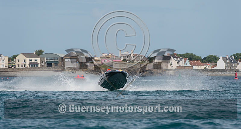 Powerboat_2014_Race-8-83 - RACE-8