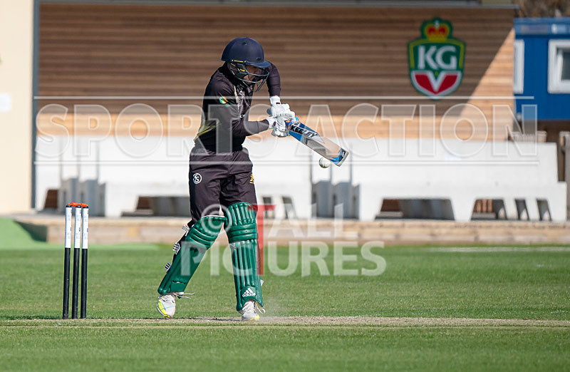 Cannaccord Griffins v Sparsholt-48 - CANNACCORD GRIFFINS v SPARSHOLT