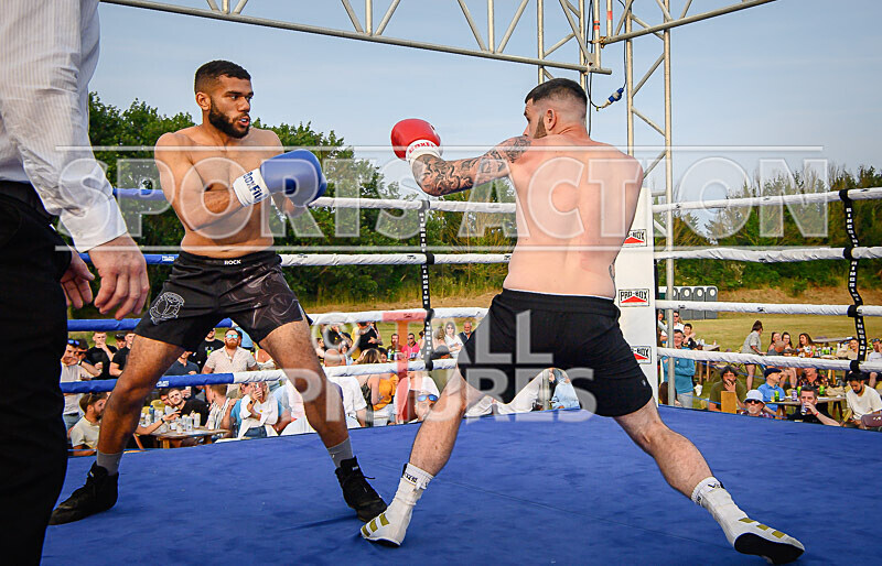 BOUT 12 - Dom Boyce v Koen Kraken Le Prevost-11 - BOUT 12 - Dom Boyce v Koen 'Kraken' Le Prevost