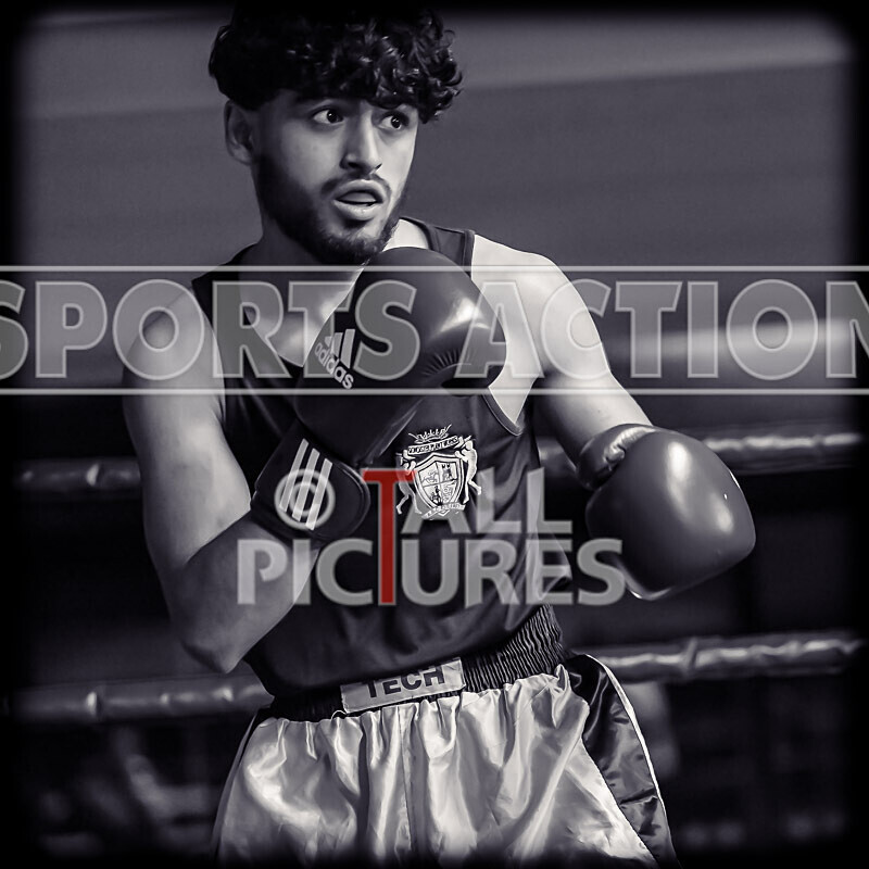 BOUT- 6 - Emile Prevel v Moin Khan-31 - BOUT: 6 - Emile Prevel v Moin Khan