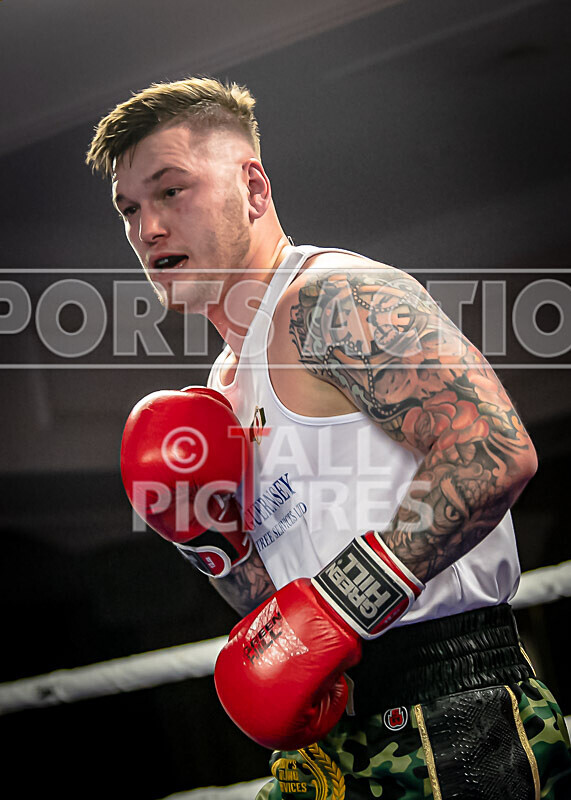 BOUT 9_Casey De La Mare v Aaron Bird-2 - BOUT 9_Casey De La Mare v Aaron Bird