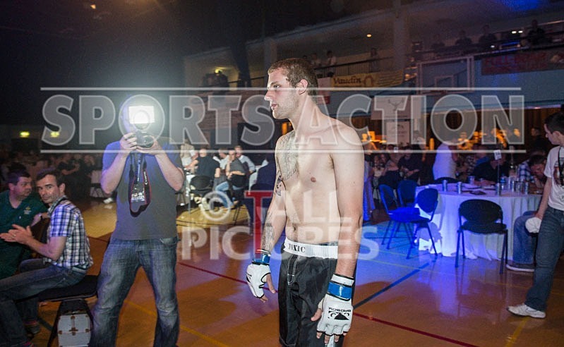 Lock-in Guernsey_2013_Bout-14-2 - BOUT-14