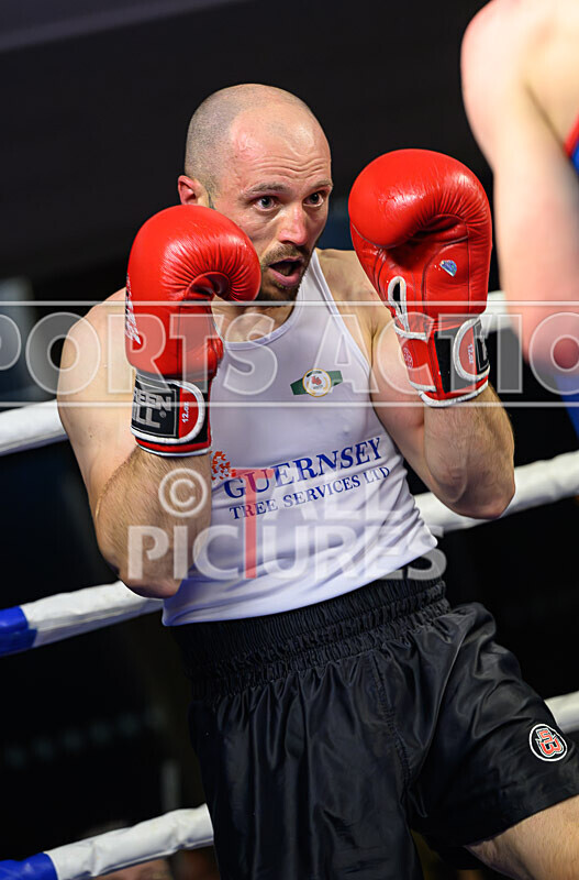 BOUT- 10 - Ruslan Gogercaks v Marcus Rees-39 - BOUT 10 - Ruslan Gogercaks v Marcus Rees