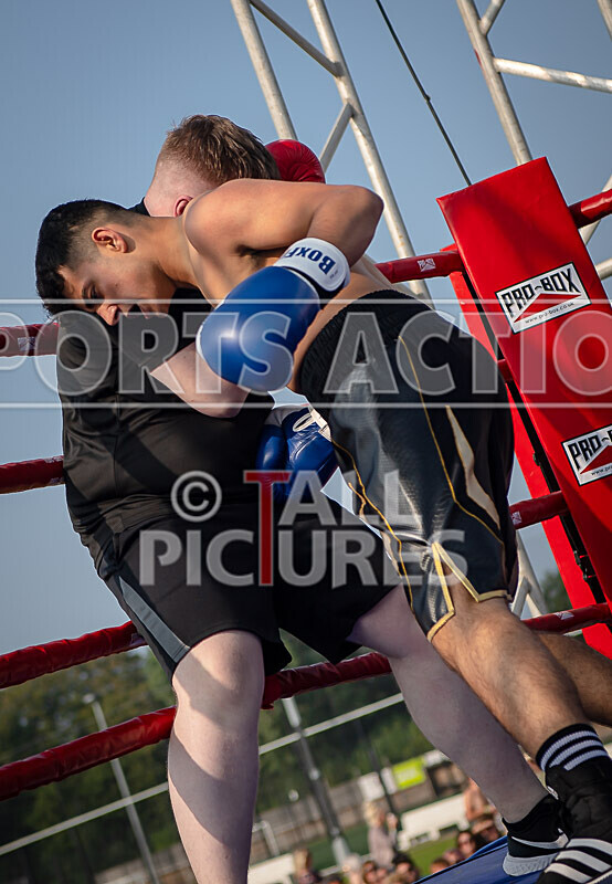 BOUT 6 - Tony -Foxey- Fox v Tyler -the Lion- Quintels-20 - BOUT 6 - Tony 'Foxey' Fox v Tyler 'the Lion' Quintels