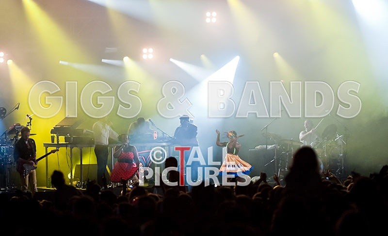 Basement Jaxx-38 - BASEMENT JAXX