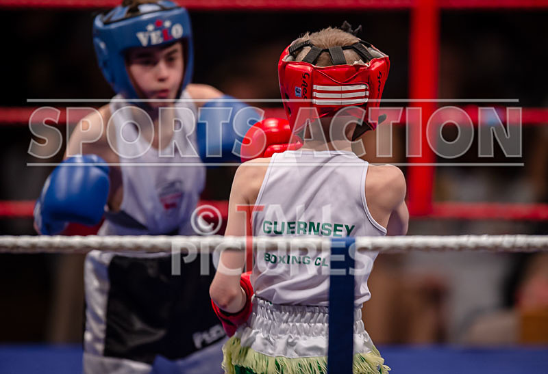 BOUT-2 - Arnie Watson v Noah Merriman-6 - BOUT-2 - Arnie Watson v Noah Merriman