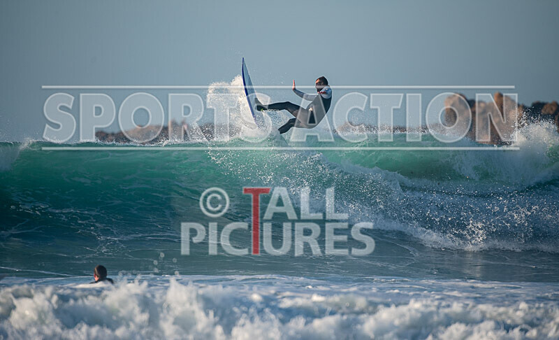 Vazon Surfing_27-02-2021-81 - SURFING AT VAZON BAY GUERNSEY