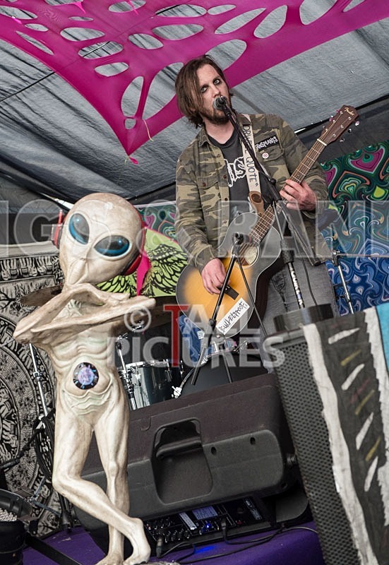 Chaos Peace Tent_2013-5 - CHAOS 2013... THE PEACE TENT