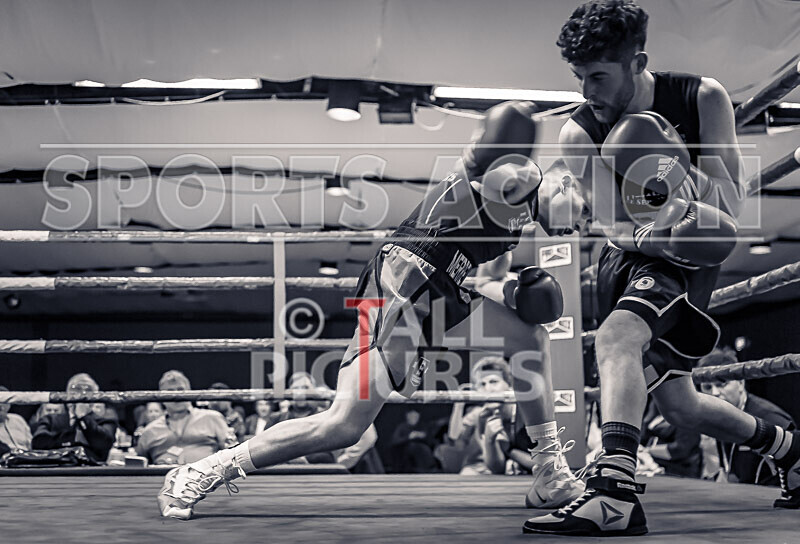 BOUT 9 - Tom Teers v Louis Merryweather-4 - BOUT 9 - Tom Teers v Louis Merryweather