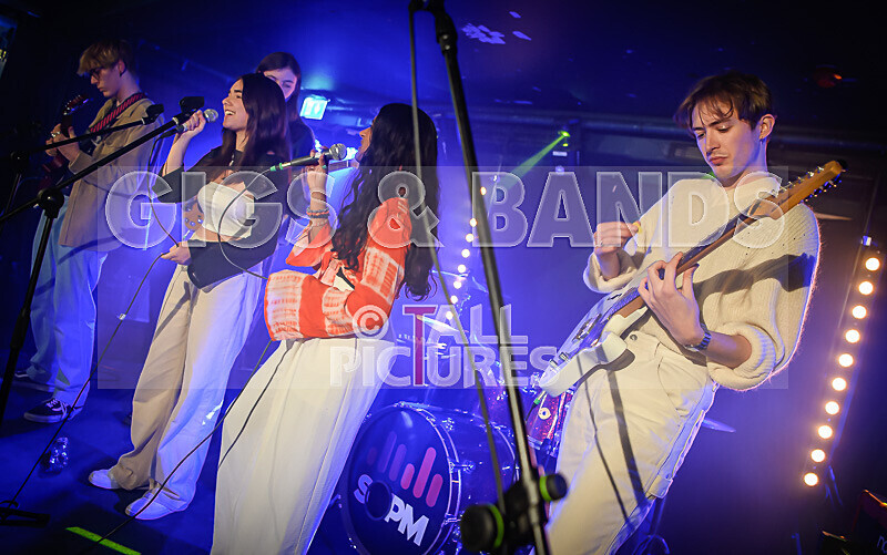 Bonnie and the Others-24 - BONNIE AND THE OTHERS