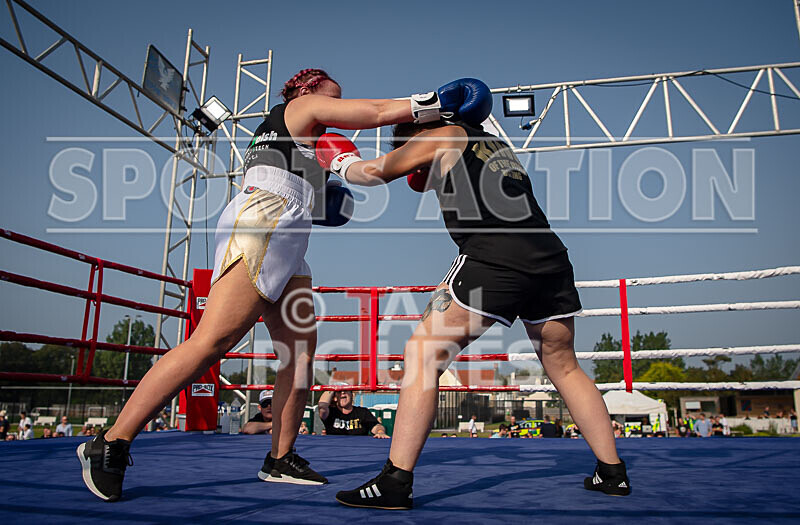 BOUT 5 - Emma -the Mentalist- Martin v Katie -the Lioness- Le Tissier- - BOUT 5 - Emma 'the Mentalist' Martin v Katie 'the Lioness' Le Tissier