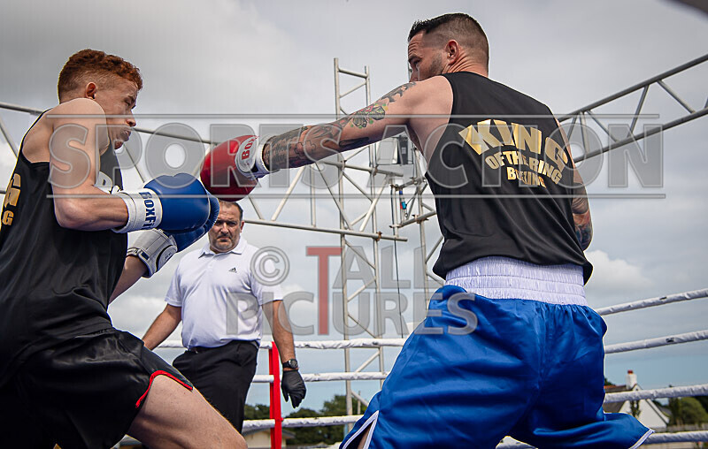 BOUT 3- Martin the not so Raging Bull Le Prevost v Ben Hizzy Hislop-11 - BOUT 3- Martin 'the not so Raging Bull' Le Prevost v Ben 'Hizzy' Hislop