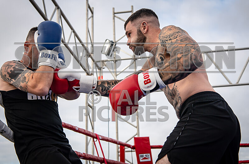 BOUT 14- Koen Kraken Le Prevost v Alec the Bomber Bailey-34 - BOUT 14- Koen 'Kraken' Le Prevost v Alec 'the Bomber' Bailey