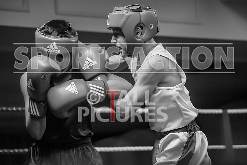 Bout - 1_Charlie Driscoll v Zak Nabi-5 - Bout - 1_Charlie Driscoll v Zak Nabi