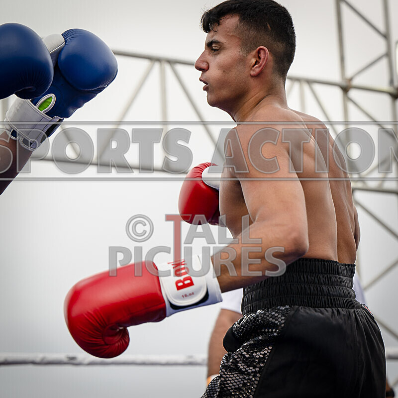 BOUT 12- Tyler the Lion Quintels v Phil Knock Knock Kiddy-54 - BOUT 12- Tyler 'the Lion' Quintels v Phil 'Knock Knock' Kiddy
