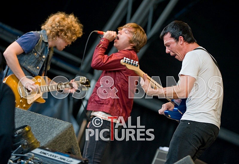 Cage the Elephant-28 - CAGE THE ELEPHANT