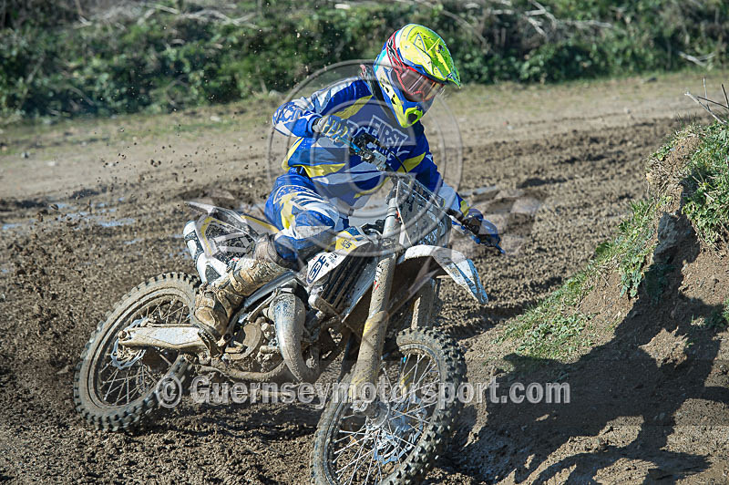  - MOTO-X_21-02-2015