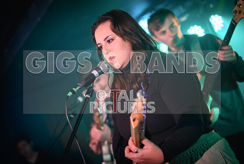 Meenas Weenaz-6 - MEENA'S WEENAZ